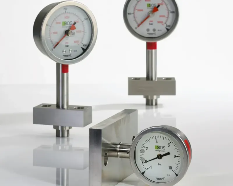 Pressure gauge for homogeniser monitoring and instrumentation